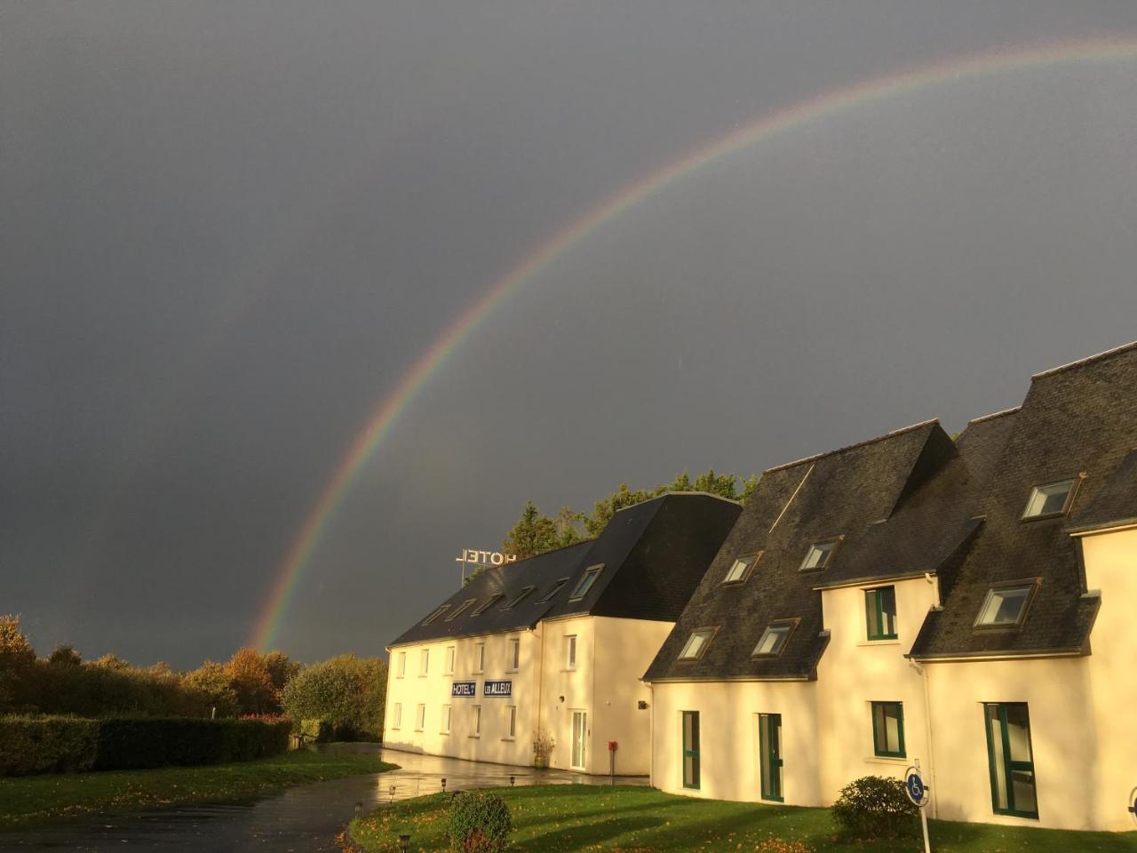 Best Western Armor Park Dinan Et Spa Exteriér fotografie